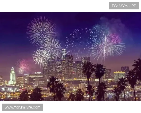 拉斯维加斯娱乐：参加独特的主题派对和盛大的节日庆典活动